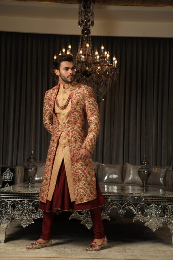 MAHARAJAS PRIDE SHERWANI - Image 3